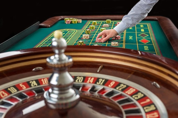 Tampilan permainan slot Starlight Princess di amdbet menampilkan lima gulungan dengan simbol putri bintang dan elemen magis berwarna cerah